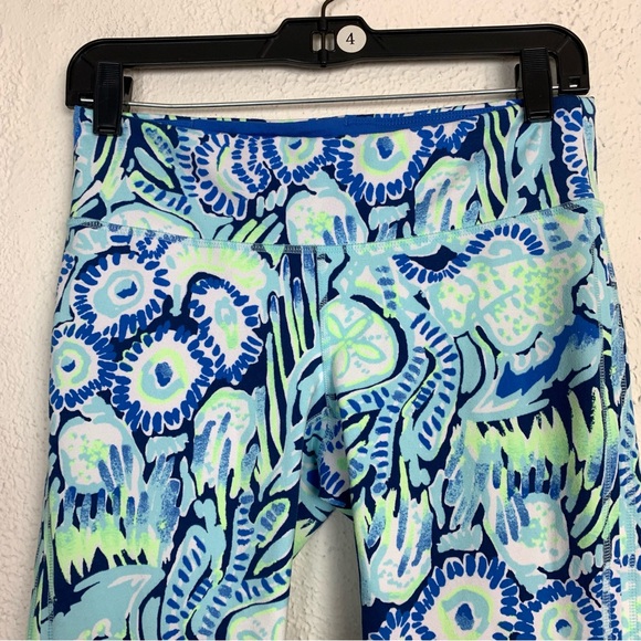 Lilly Pulitzer luxletic upf 50+ weekender crop indigo leggings size medium - Picture 6 of 11